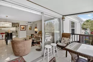 9001 Jacaranda Ln, Plantation, FL 33324 - Photo 15