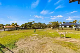 14473 Drafthorse Ln, Wellington, FL 33414 - Photo 37