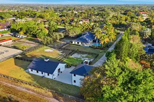 14473 Drafthorse Ln, Wellington, FL 33414 - Photo 41