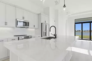 7818 SW Andrea Wy, Port Saint Lucie, FL 34987 - Photo 7