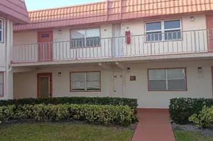 8 Saxony A, Delray Beach, FL 33446 - Photo 1