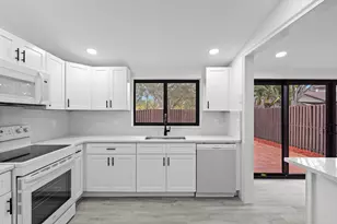 10045 SW 137th Ct, Miami, FL 33186 - Photo 19