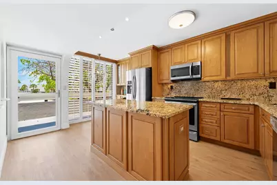 1100 SE 5th Court #33, Pompano Beach, FL 33060 - Photo 3
