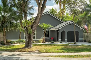 2822 NW 111th Ave, Sunrise, FL 33322 - Photo 3