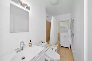 1636 NE 4th Ct, Fort Lauderdale, FL 33301 - Photo 9