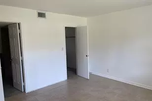 140 NE 19th Ct, Wilton Manors, FL 33305 - Photo 13