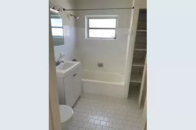 1635 Moffett Street, Hollywood, FL 33020 - Photo 9