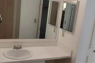 9340 Lagoon Pl, Davie, FL 33324 - Photo 9