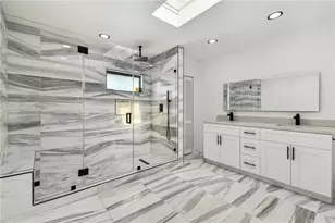 5704 S Travelers Palm, Tamarac, FL 33319 - Photo 11