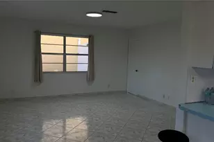 452 W Royal Palm Rd, Boca Raton, FL 33432 - Photo 11