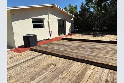 452 W Royal Palm Road, Boca Raton, FL 33432 - Photo 13