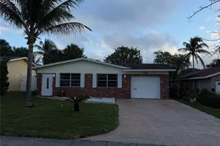 452 W Royal Palm Rd, Boca Raton, FL 33432 - Photo 3