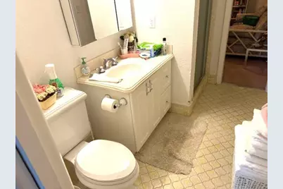 19816 Bobolink Drive, Hialeah, FL 33015 - Photo 13