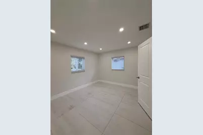 6720 Park Street, Hollywood, FL 33024 - Photo 13