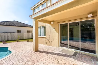 1325 Camellia Circle, Weston, FL 33326 - Photo 41