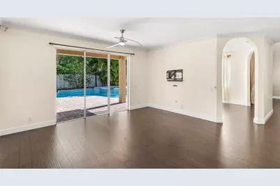 1325 Camellia Circle, Weston, FL 33326 - Photo 15