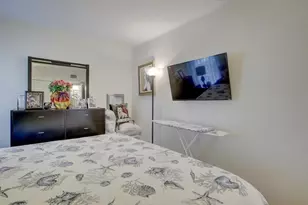 2990 NE 16th Ave, Oakland Park, FL 33334 - Photo 15