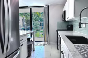 1301 River Reach Dr, Fort Lauderdale, FL 33315 - Photo 5