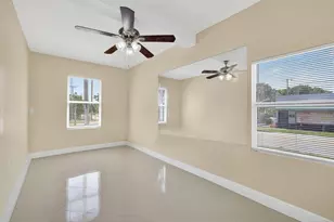 5423 Garden Ave, West Palm Beach, FL 33405 - Photo 3