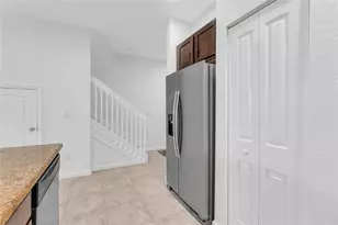 326 NE 47th Pl, Pompano Beach, FL 33064 - Photo 9