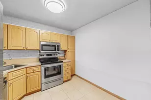 3413 Cocoplum Cir, Margate, FL 33063 - Photo 13