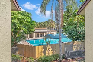 3413 Cocoplum Cir, Margate, FL 33063 - Photo 29