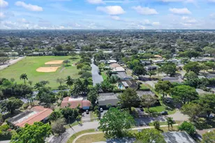 7310 NW 13th Ct, Plantation, FL 33313 - Photo 19