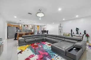 7310 NW 13th Ct, Plantation, FL 33313 - Photo 3