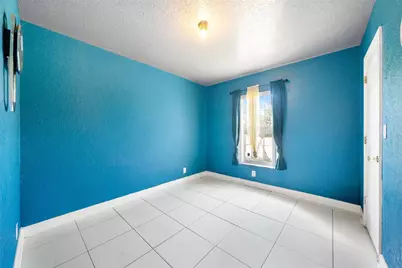 3095 NW 8th Street, Fort Lauderdale, FL 33311 - Photo 11