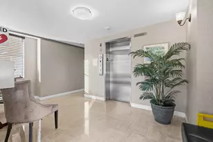 7080 Environ Blvd, Lauderhill, FL 33319 - Photo 31