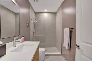 2631 NE 14th Ave, Fort Lauderdale, FL 33334 - Photo 37