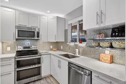 1510 NE 39th Street, Oakland Park, FL 33334 - Photo 9