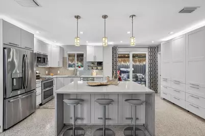 1510 NE 39th Street, Oakland Park, FL 33334 - Photo 7