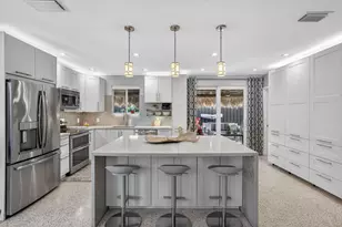 1510 NE 39th St, Oakland Park, FL 33334 - Photo 7