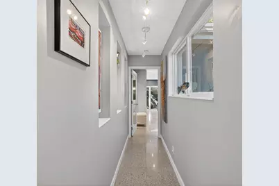 1510 NE 39th Street, Oakland Park, FL 33334 - Photo 13