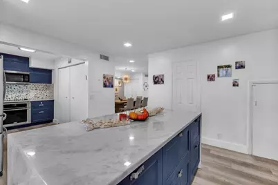 3904 Parkside Lane, Hollywood, FL 33021 - Photo 9