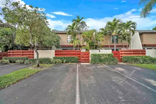 3904 Parkside Ln, Hollywood, FL 33021 - Photo 1