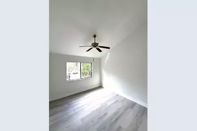 1909 Players Place, North Lauderdale, FL 33068 - Photo 9