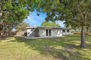 417 NE 10th Ave, Pompano Beach, FL 33060 - Photo 21