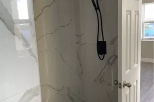 900 NE 18th Ave, Fort Lauderdale, FL 33304 - Photo 11