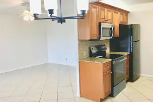 2035 Exeter B, Boca Raton, FL 33434 - Photo 7