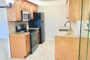 2035 Exeter B, Boca Raton, FL 33434 - Photo 5