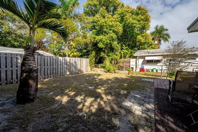 659 NE 32nd Street, Oakland Park, FL 33334 - Photo 13