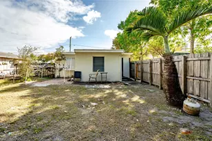 659 NE 32nd St, Oakland Park, FL 33334 - Photo 43