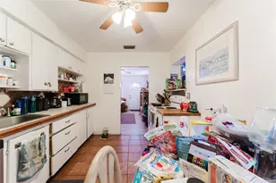 659 NE 32nd St, Oakland Park, FL 33334 - Photo 33