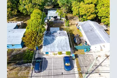 659 NE 32nd Street, Oakland Park, FL 33334 - Photo 1