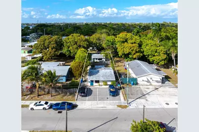 659 NE 32nd Street, Oakland Park, FL 33334 - Photo 3