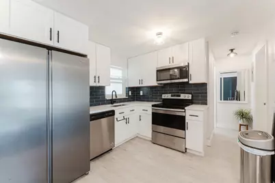 659 NE 32nd Street, Oakland Park, FL 33334 - Photo 15