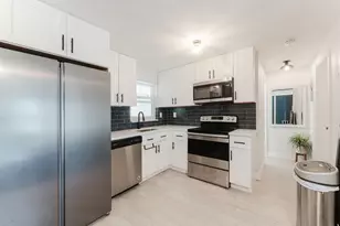 659 NE 32nd St, Oakland Park, FL 33334 - Photo 15