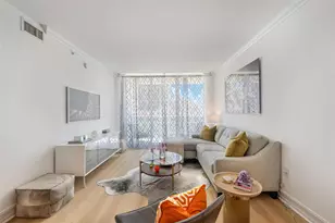 350 SE 2nd St, Fort Lauderdale, FL 33301 - Photo 9